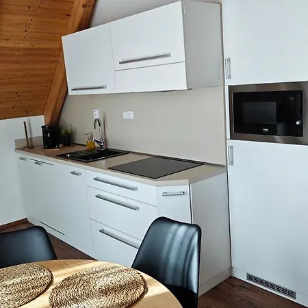 Niki Apollon * Lednice