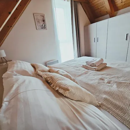 Apartament Niki Apollon